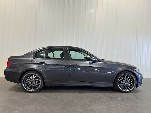Bmw 3-serie 320i high executive 71-xg-pf - afbeelding 17 van  20