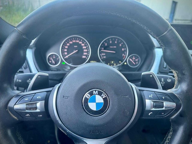 Bmw 3-serie 320i high executive; 88-xkj-4 - afbeelding 17 van  19