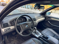 Bmw 3-serie 320i special edition automaat 13-pv-vz - afbeelding 3 van  22