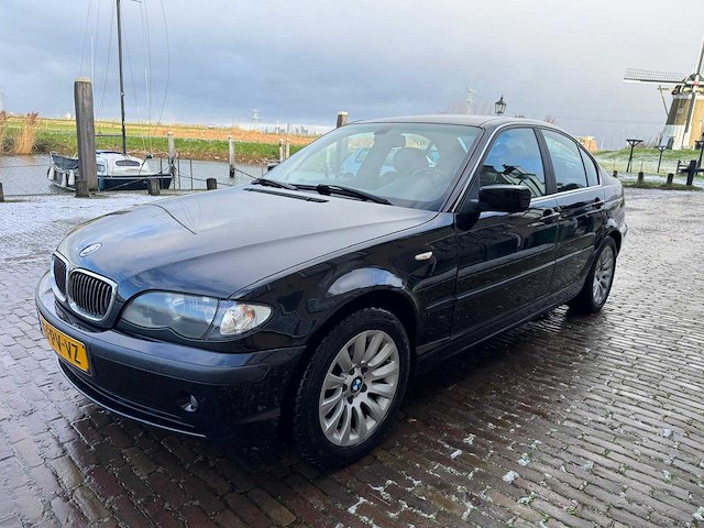 Bmw 3-serie 320i special edition automaat 13-pv-vz - afbeelding 1 van  22