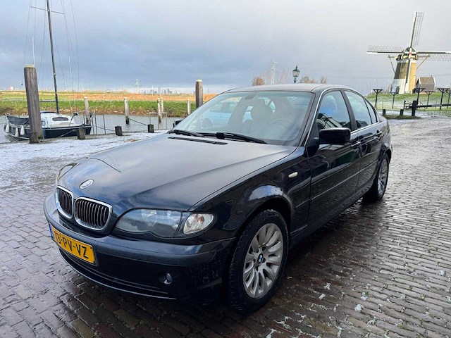 Bmw 3-serie 320i special edition automaat 13-pv-vz - afbeelding 14 van  22