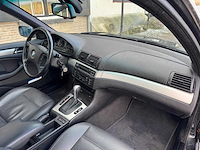 Bmw 3-serie 320i special edition automaat 13-pv-vz - afbeelding 18 van  22