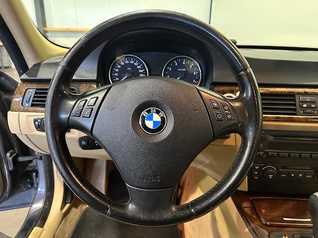 Bmw 3-serie 325i dynamic executive. 22-sf-gf - afbeelding 2 van  7