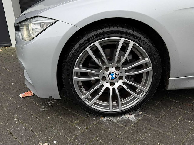 Bmw 3-serie 328i high executive 2012 | zr-420-j iaw - afbeelding 20 van  31