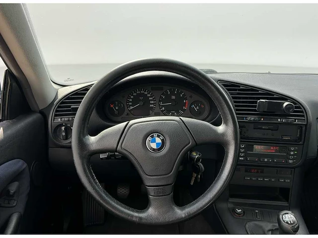 Bmw 3-serie coupé 316i edition | xd-jl-86 i - afbeelding 16 van  18