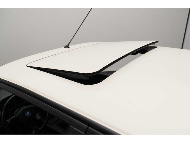 Bmw 3-serie e30 m3 unrestored 1989 - afbeelding 13 van  31