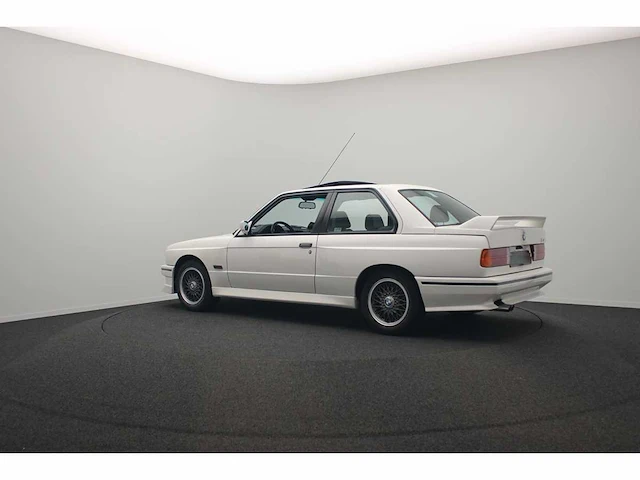 Bmw 3-serie e30 m3 unrestored 1989 - afbeelding 23 van  31