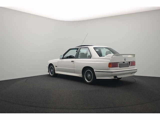Bmw 3-serie e30 m3 unrestored 1989 - afbeelding 27 van  31