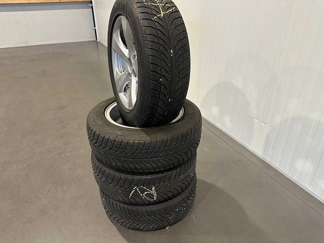 Bmw 3 serie f30/f31 (2012-2019) wielen - afbeelding 3 van  5