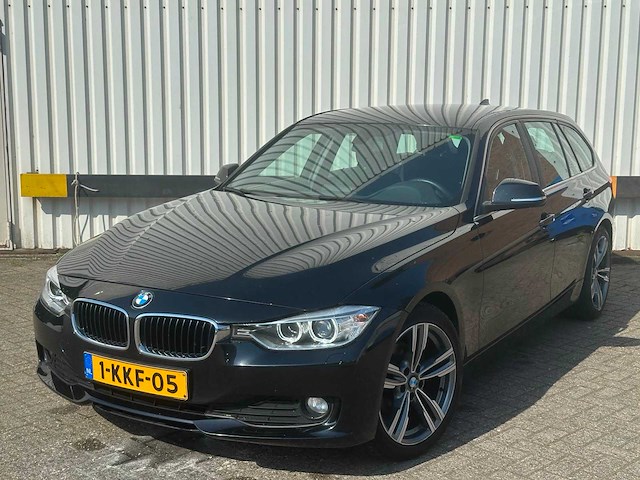 Bmw 3-serie touring 316d executive * 1-kkf-05 - afbeelding 1 van  20
