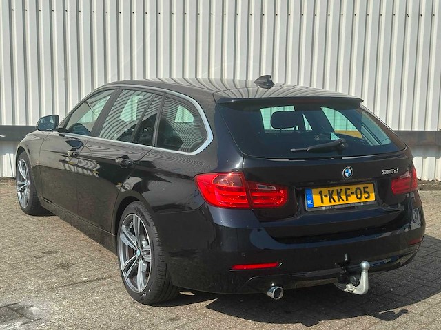 Bmw 3-serie touring 316d executive * 1-kkf-05 - afbeelding 14 van  20
