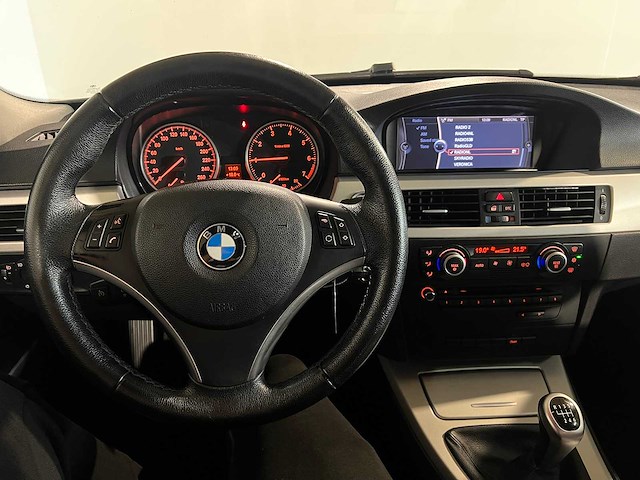 Bmw 3-serie touring 316i business line, 29-hhr-4 - afbeelding 7 van  19
