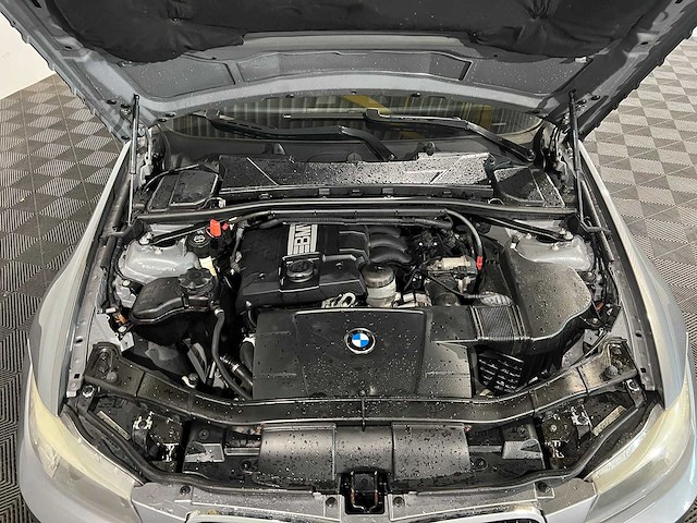 Bmw 3-serie touring 316i business line, 29-hhr-4 - afbeelding 13 van  19
