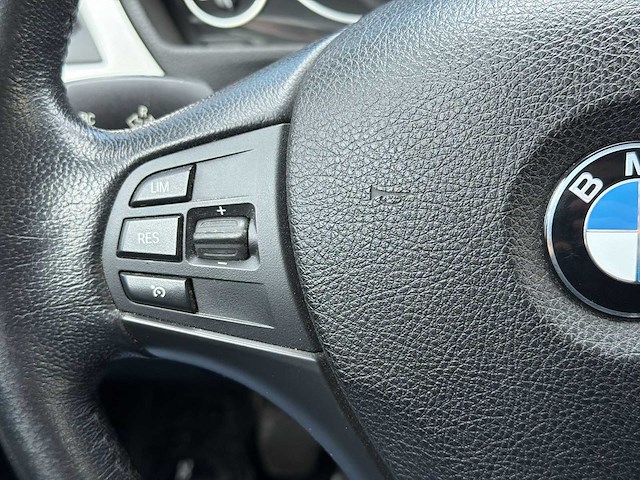 Bmw 3-serie touring 316i executive 2015 | z-342-bn - afbeelding 8 van  30