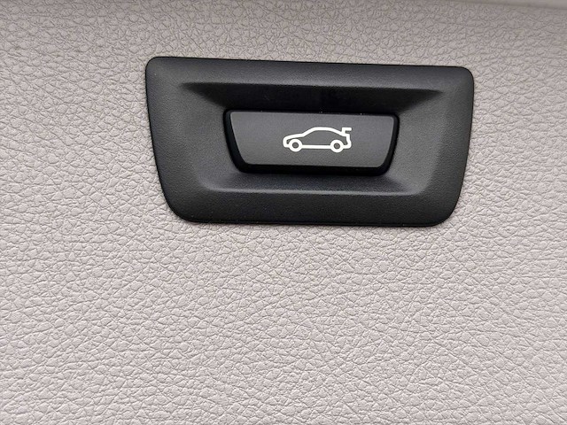 Bmw 3-serie touring 316i executive 2015 | z-342-bn - afbeelding 18 van  30