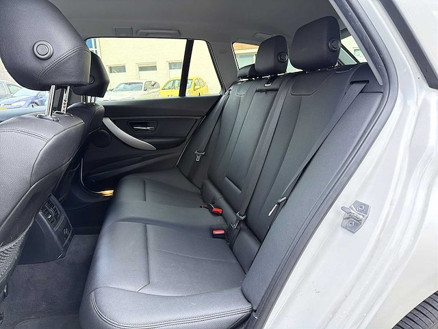 Bmw 3-serie touring 316i executive 2015 | z-342-bn - afbeelding 19 van  30