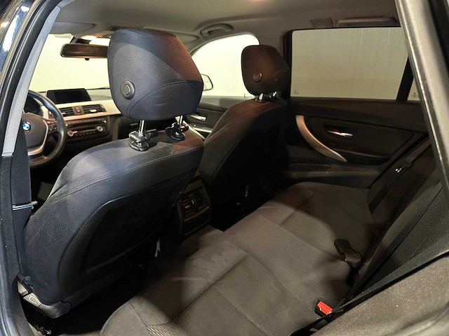 Bmw 3-serie touring 316i executive 6-tkt-41 - afbeelding 18 van  26