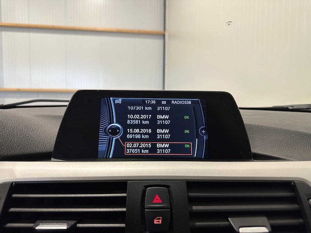 Bmw 3-serie touring 316i executive 6-tkt-41 - afbeelding 25 van  26