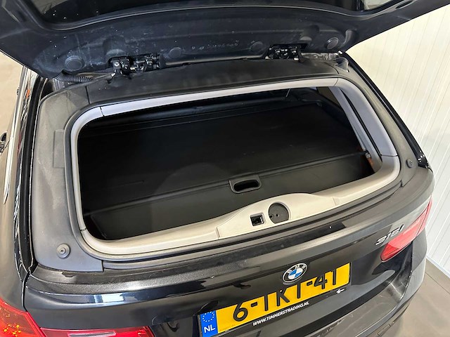 Bmw 3-serie touring 316i executive 6-tkt-41 - afbeelding 24 van  26