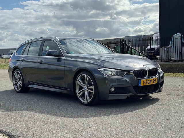 Bmw 3-serie touring 316i executive | car | 2015 | 1-zgr-39 | iaw - afbeelding 16 van  17