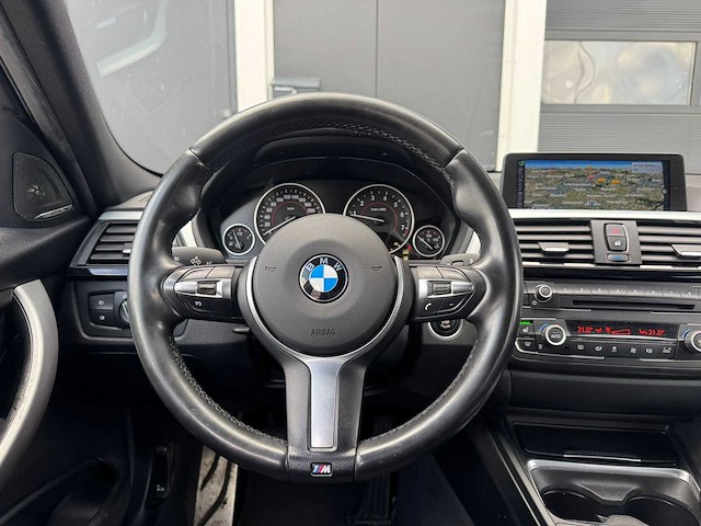 Bmw 3-serie touring 316i executive | car | 2015 | 1-zgr-39 | iaw - afbeelding 9 van  29