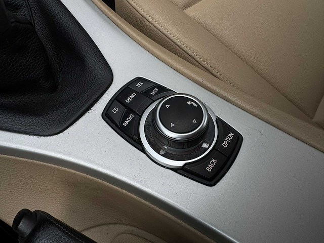 Bmw 3-serie touring 318d corp. l. lux l. 2012 | gb-110-l iaw - afbeelding 7 van  32