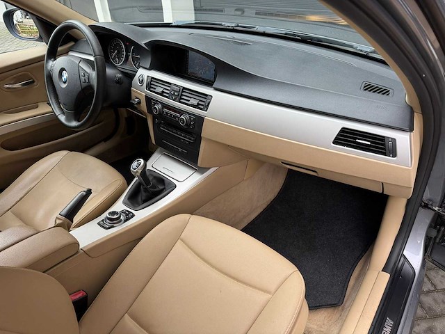 Bmw 3-serie touring 318d corp. l. lux l. 2012 | gb-110-l iaw - afbeelding 15 van  32