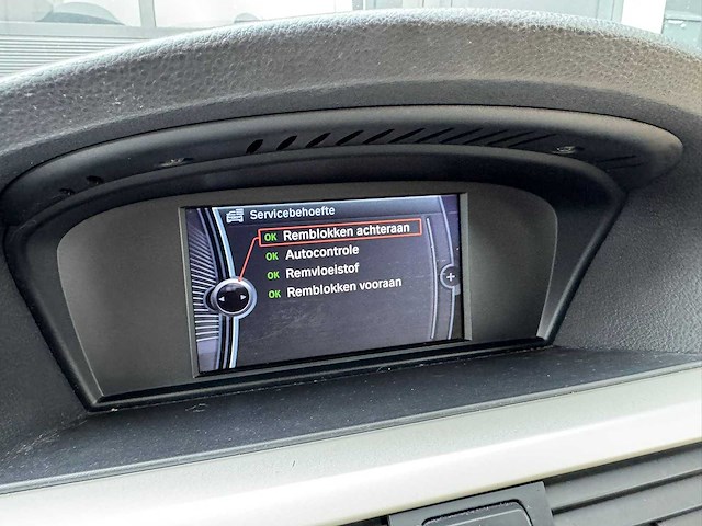 Bmw 3-serie touring 318d corp. l. lux l. 2012 | gb-110-l iaw - afbeelding 4 van  32