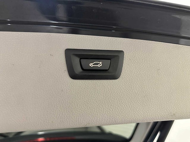 Bmw 3-serie touring 318d upgrade edition kp-516-b - afbeelding 15 van  25