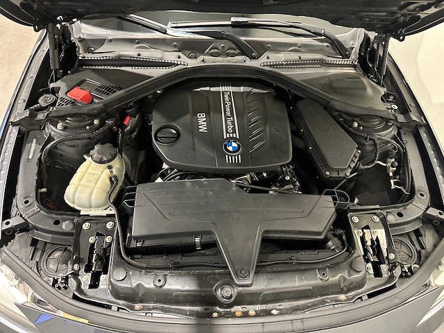 Bmw 3-serie touring 318d upgrade edition kp-516-b - afbeelding 17 van  25