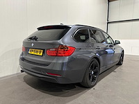 Bmw 3-serie touring 318d upgrade edition kp-516-b - afbeelding 21 van  25