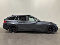 Bmw 3-serie touring 318d upgrade edition kp-516-b - afbeelding 22 van  25