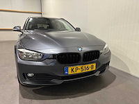 Bmw 3-serie touring 318d upgrade edition kp-516-b - afbeelding 24 van  25