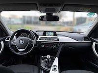 Bmw 3-serie touring 318d xdrive high executive 2014 | h-561-kx - afbeelding 21 van  31