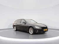 Bmw 3-serie touring 318d xdrive high executive 2014 | h-561-kx - afbeelding 23 van  31