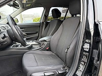 Bmw 3-serie touring 318d xdrive high executive 2014 | h-561-kx - afbeelding 21 van  24