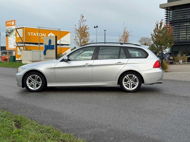 Bmw 3-serie touring 318i business line 2008 | 18-zk-kh iaw - afbeelding 19 van  28
