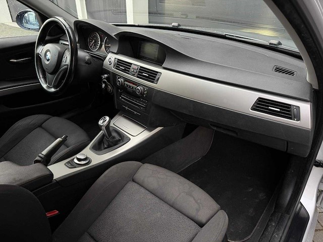 Bmw 3-serie touring 318i business line 2008 | 18-zk-kh iaw - afbeelding 25 van  27