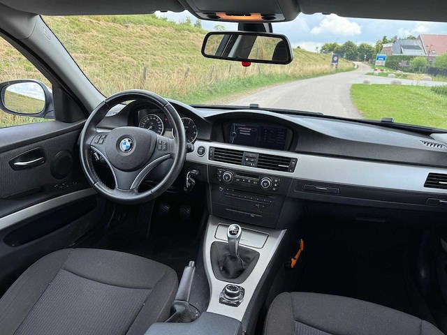 Bmw 3-serie touring 318i business line 36-ptt-9 - afbeelding 25 van  40