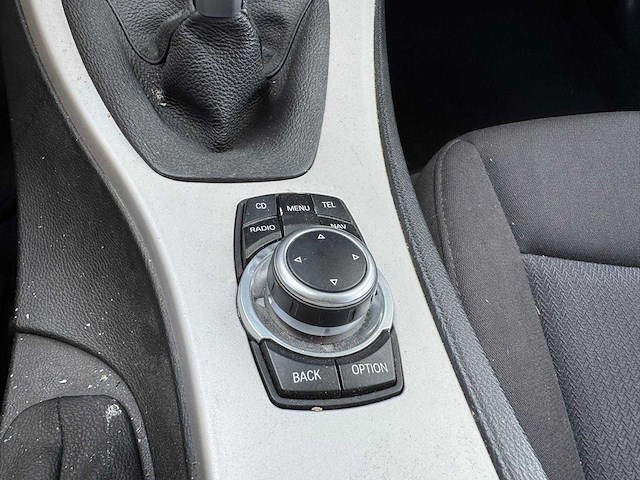 Bmw 3-serie touring 318i business line 36-ptt-9 - afbeelding 27 van  40