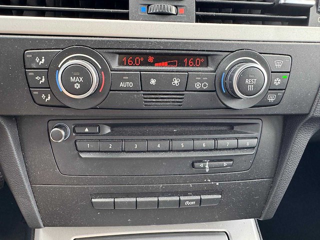 Bmw 3-serie touring 318i business line 36-ptt-9 - afbeelding 29 van  39