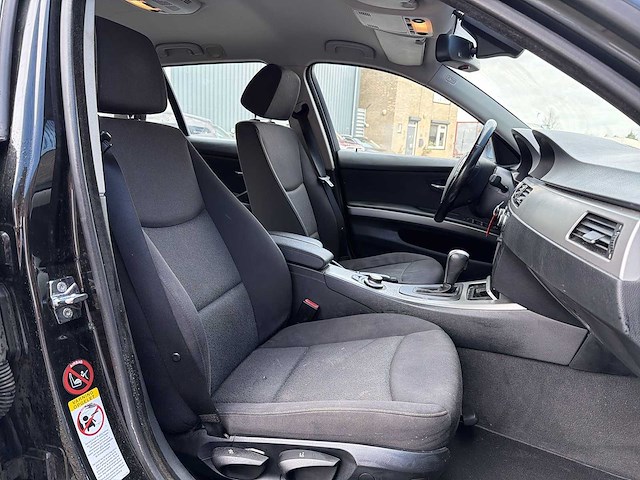 Bmw 3-serie touring 318i business line | 73-xt-hd i - afbeelding 9 van  17