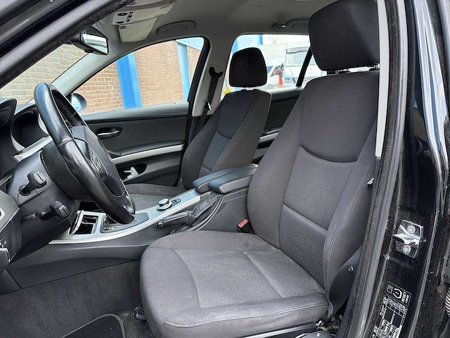 Bmw 3-serie touring 318i business line | 73-xt-hd i - afbeelding 13 van  17