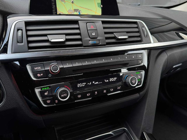 Bmw 3-serie touring 318i cent.hi.ex. 2017 | s-064-fz iaw - afbeelding 4 van  25