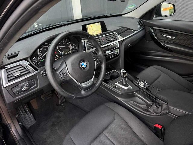 Bmw 3-serie touring 318i cent.hi.ex. 2017 | s-064-fz iaw - afbeelding 7 van  25