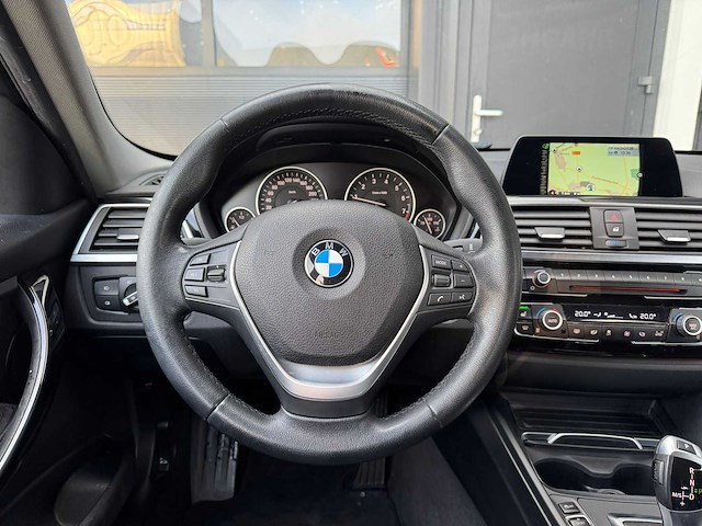 Bmw 3-serie touring 318i cent.hi.ex. 2017 | s-064-fz iaw - afbeelding 9 van  25