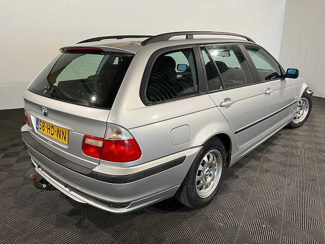 Bmw 3-serie touring 318i executive, 58-hd-nn - afbeelding 12 van  17