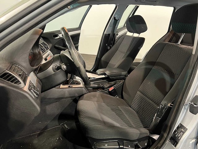Bmw 3-serie touring 318i executive, 58-hd-nn - afbeelding 15 van  17