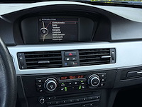 Bmw 3-serie touring 318i | t-744-vf i - afbeelding 18 van  34