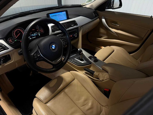 Bmw 3-serie touring 320d ede executive 2013 | 2-kzh-35 - afbeelding 7 van  19